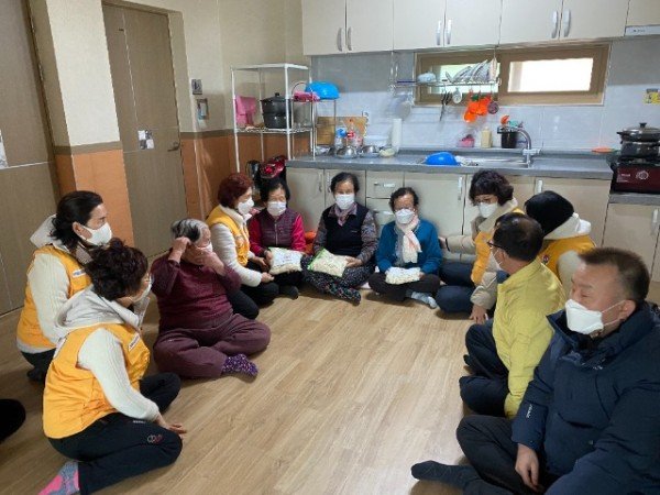영주 5-영주시 봉현면적십자회, ‘사랑의 떡국’ 나눔 봉사 (2).JPG