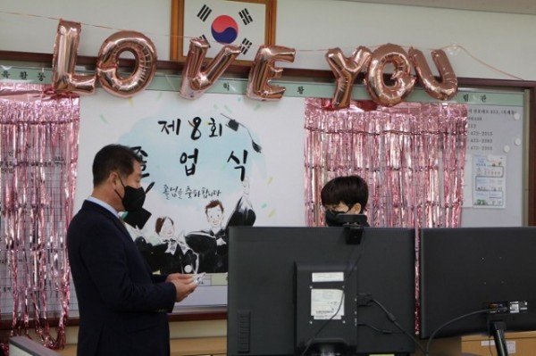 [해마루초]-제8 회 졸업식 사진1.JPG