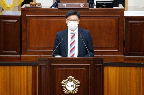 김낙관 전국체전 관련 조사특별위원장.jpg