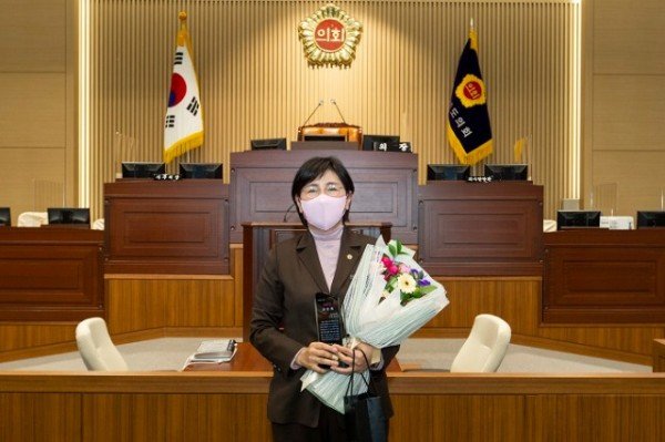 2022.02.14 중소기업중앙회 회장표장 수상(이선희).jpg