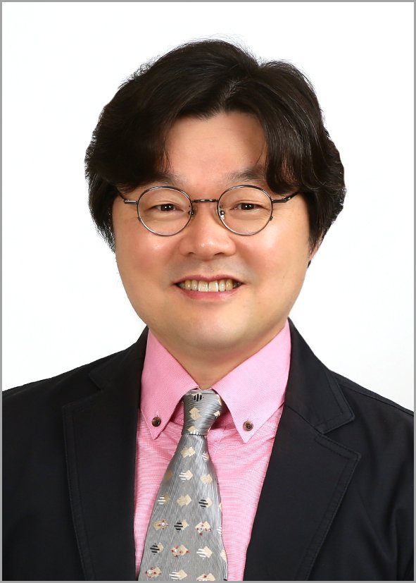 이윤영(증명사진).jpg