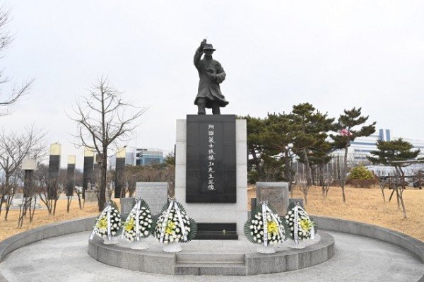 [총무과]제103주년 31절 추념식_장진홍 의사(2).jpg