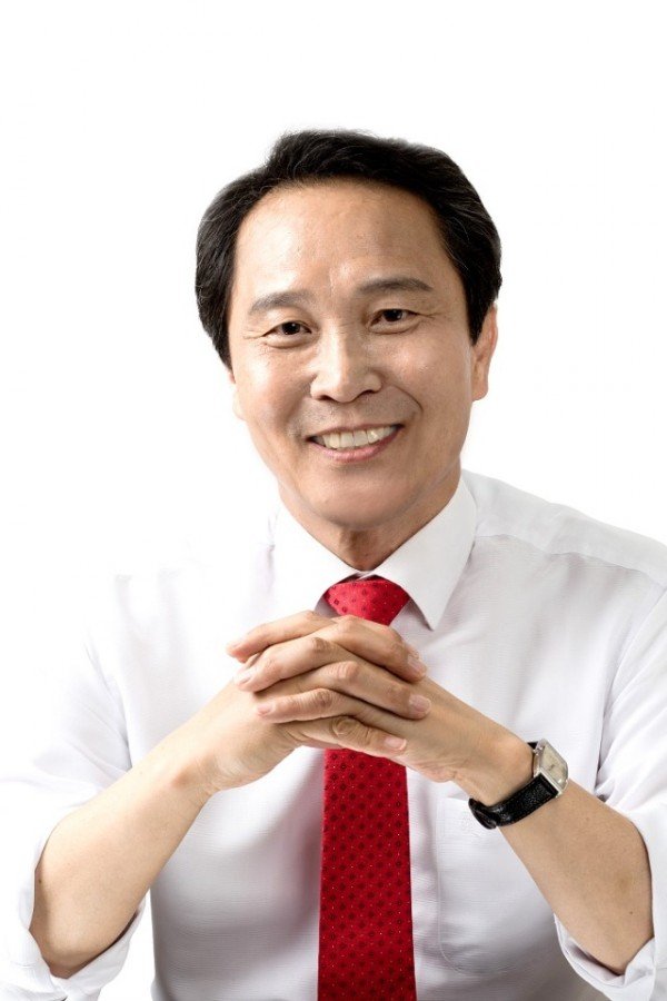프로필_보도.jpg