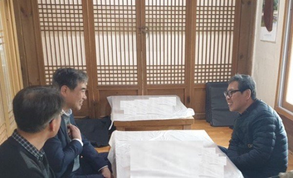 (2-2)하대성_부지사_낙동강환경유역청장_면담.jpg