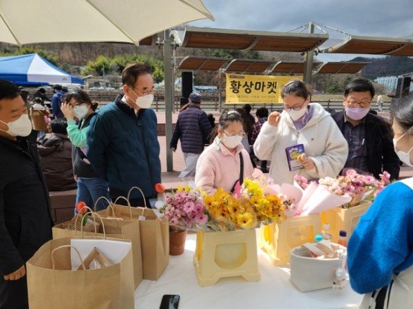 [도시재생과]검성지 생태공원에 다시 찾아온 봄(春)! ‘황상마켓’과 함께_! (1).jpg