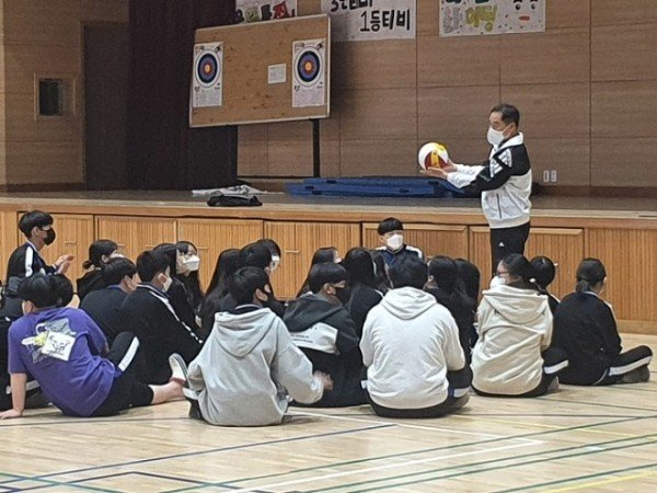 구미교육지원청교육장 수업지원 사진1.jpg