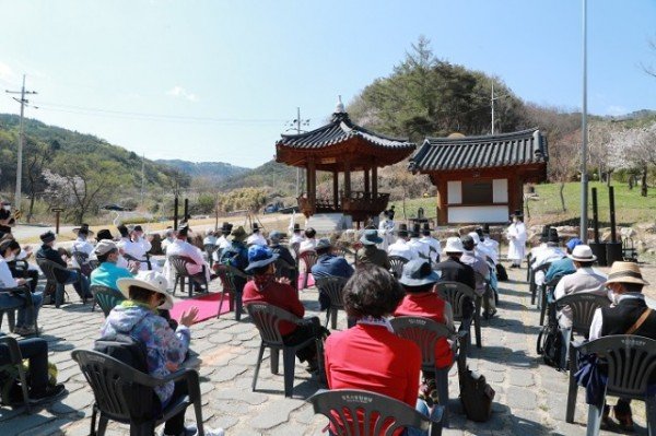 0416_퇴계선생_귀향길_재현행사-시비_제막식_(2).JPG