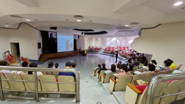 [평생학습과]2022년 상반기 인문학 강좌 운영).jpg