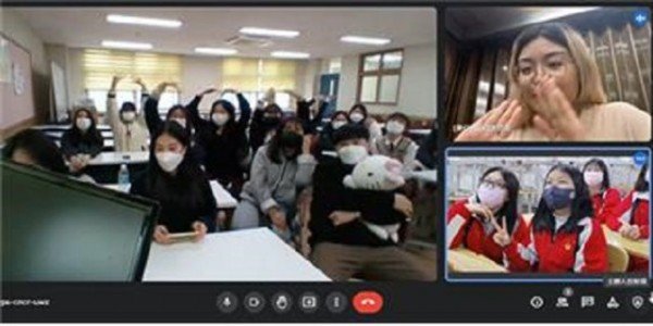[상모고] 2022 블랜디드 국제교류 사진자료1.jpg