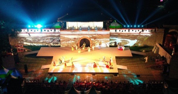 왕의나라_공연사진_1 (1).jpg