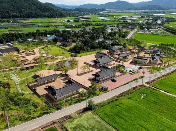 1 신라불교초전지 전경(1).JPG