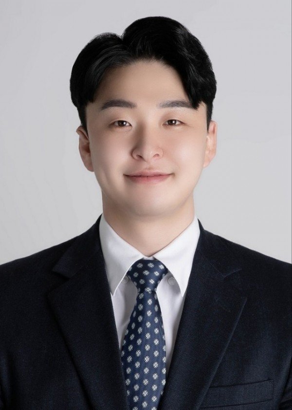 최진욱_더불어민주당_경북도의원 후보 (1).jpg