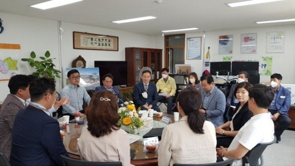 [행정지원과] 구미교육지원청, 학교운영위원장 소통 간담회 실시 사진1.jpg