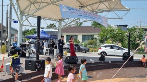 02-1의성군제공 마을 찾아가는 음악회 개최 (1).JPG