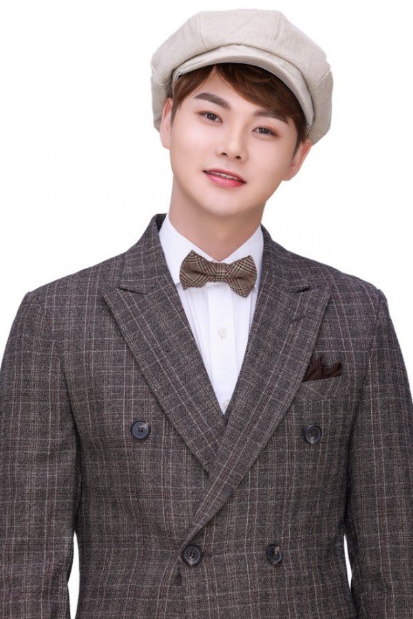 영주 1-3 2022영주세계풍기인삼엑스포 홍보대사로 위촉된 가수 박서진 씨.jpg