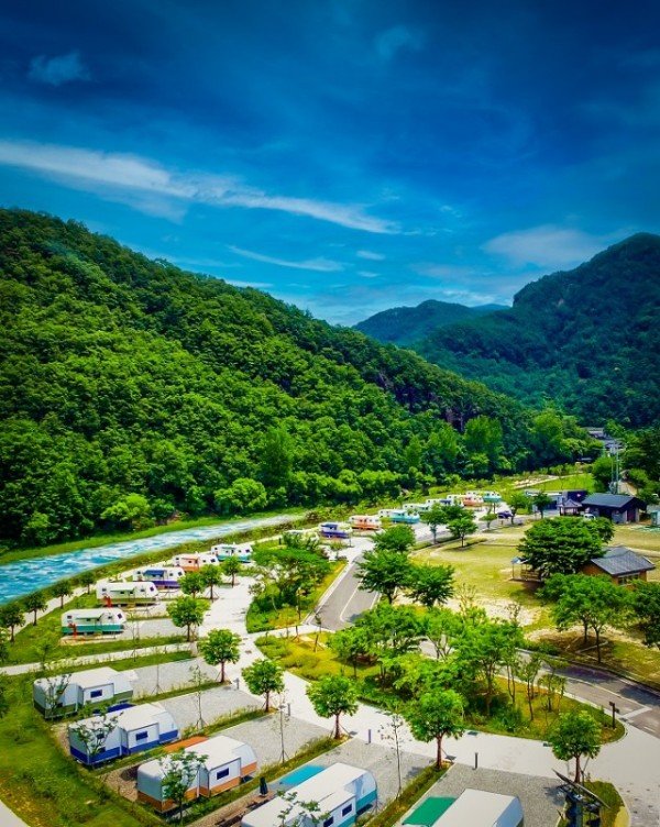 03의성군제공 빙계얼음골야영장.jpg