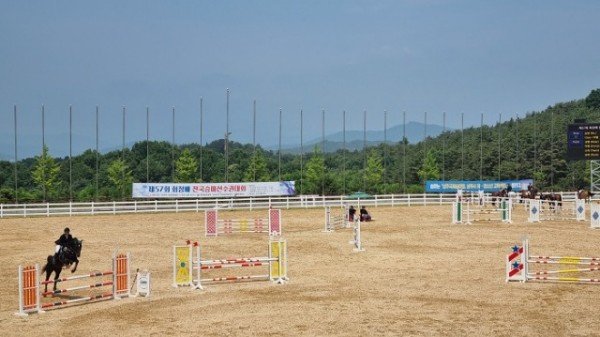 [국제승마장]대한승마협회장배 승마대회 2.jpg