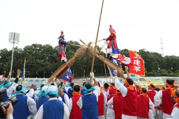 제62회 안동시민체육대축전-차전놀이 (6).JPG