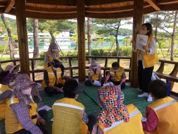 220623_노인일자리사업참여자 교육_주민복지실.jpg