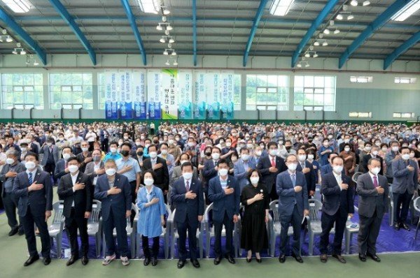 220701_김진열 군위군수 취임식 개최_기획감사실 (1).jpg