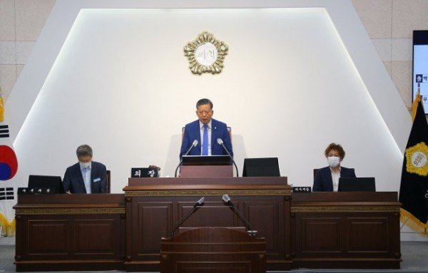 04의성군제공 의성군의회 임시회.JPG
