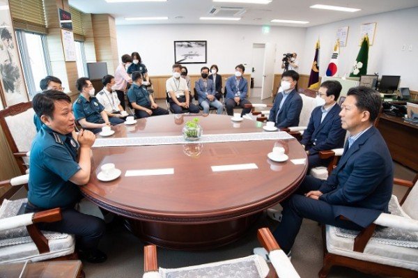 [총무과] 김장호 구미시장 기관단체언론 방문소통행정_ 구미경찰서 방문 2.jpg