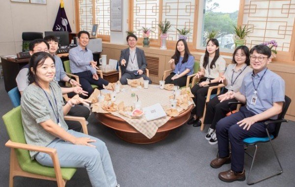 [총무과] 시장님과 함께하는 소통의 장  아침은 먹고 다니세요2.jpg