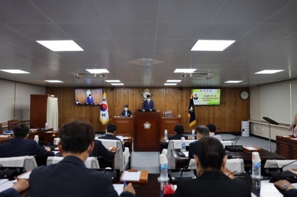 22.07.20.(수) 보도자료1(임시회 개회) (2).JPG