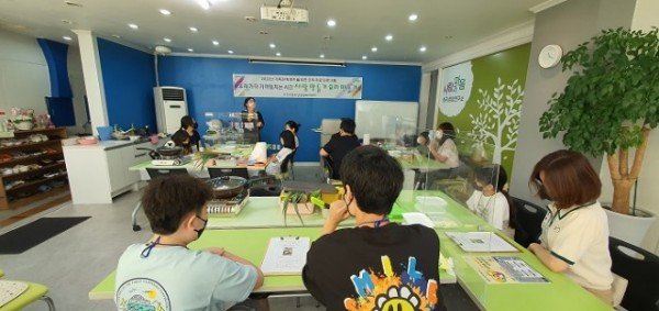 [청년청소년과]구미시청소년상담복지센터  가족관계 개선을 위한 요리치료프로그램 실시.jpg