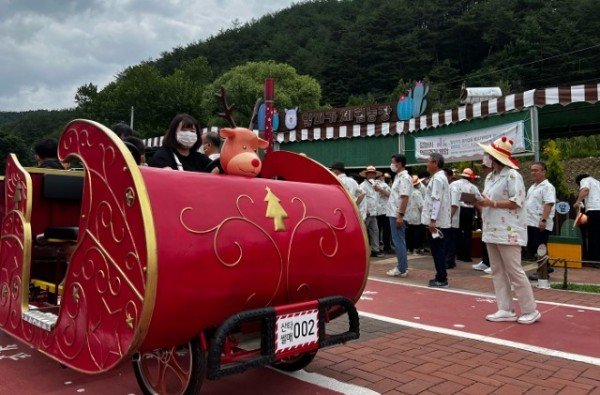 (5-4)봉화_분천‘산타마을’개장.jpeg