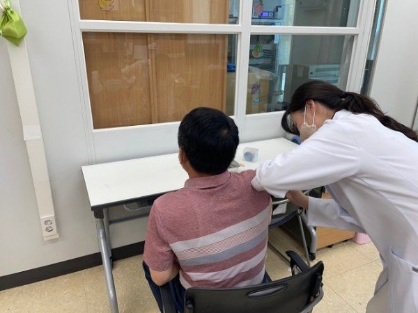 220801_군위군, 코로나19 방문접종_보건소.jpg