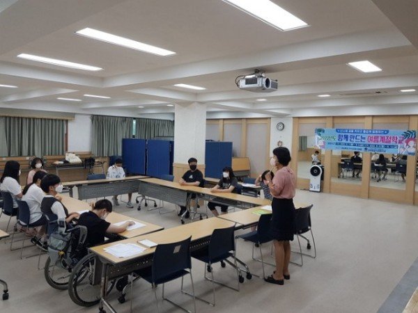 (교육지원과) 2022학년도 특수교육대상학생 여름 계절학교 운영 사진2.jpg