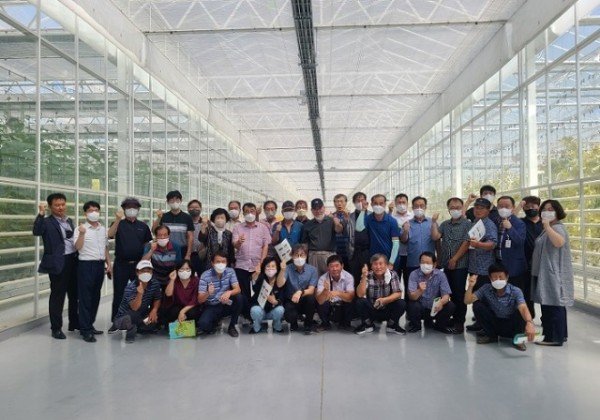 (함창읍)이장협의회 스마트팜혁신밸리,상주박물관 방문.jpg