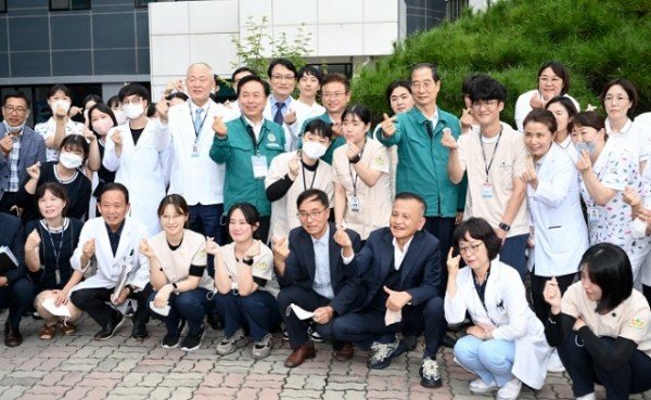 (동정1-5)_국무총리_도립요양병원_방문.jpg