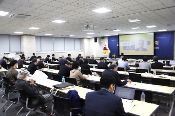 0922 21세기 인문가치포럼 프로그램 진행  (6).JPG