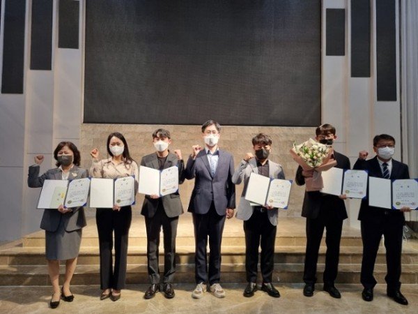 (3)_지방재정_우수사례_수상사진.jpg