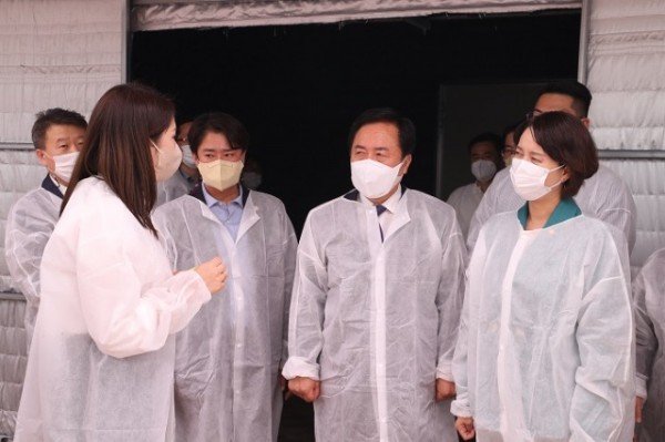 1001 이영 중소벤처기업부 장관 경북 산업용 헴프 규제자유특구 방문 (4).JPG
