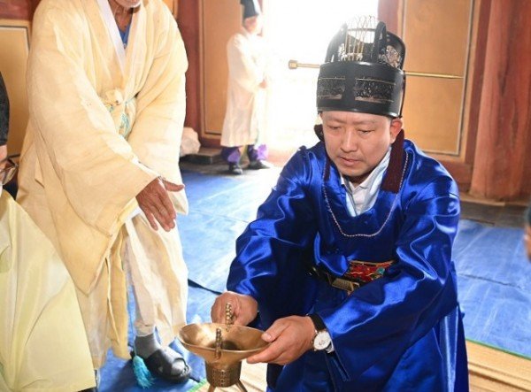 [문화예술과] 2022년 금오서원 추계향사 봉행2.jpg