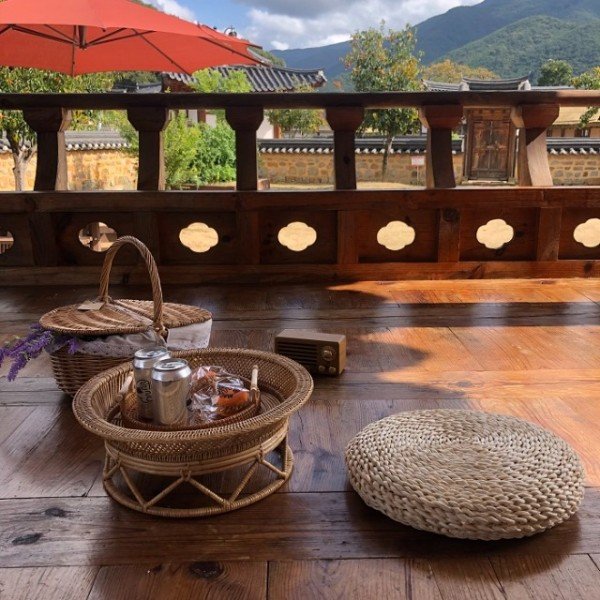 [관광진흥과]신라불교초전지 「모례랑(廊)」프로그램 성황리에 운영_한옥피크닉세트.jpeg