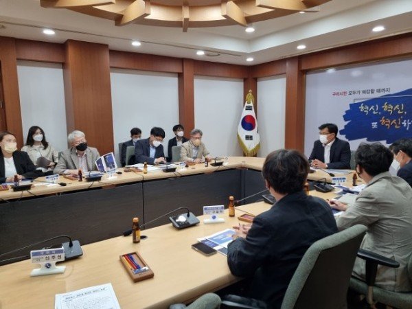 [신성장산업과] 메타버스 생태계 활성화 세미나 개최.jpg