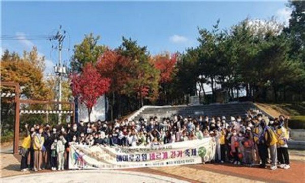 단체사진.jpg