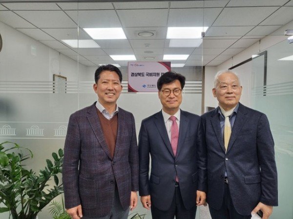 김장호  김영식  경북도 재정실장(권오열).jpg