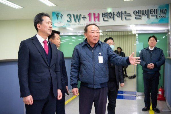 [산단혁신과] 구미  2023년을 방위산업으로 열다4.jpg