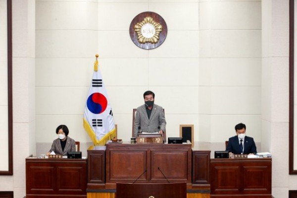 6. 구미시의회 안주찬 의장 (1).JPG