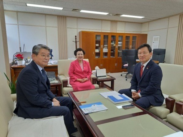 KakaoTalk_20230111_140859109_02.jpg
