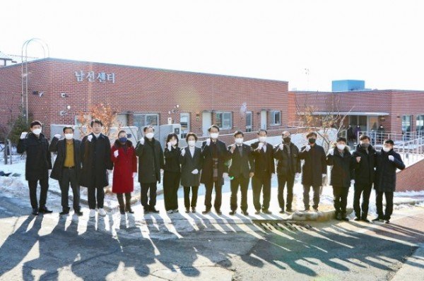영주-1-5 남산선비지구 도시재생사업 거점시설 남산선비센터 준공식.jpg