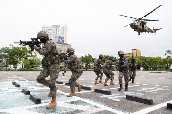 2 을지훈련(시청 통신시설 적특작부대 테러 상황 훈련).jpg