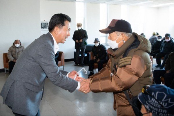 [노인장애인과] 김장호 구미시장  대한노인회구미시지회 방문 신년인사3.jpg