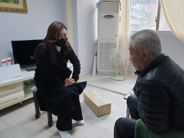 형곡2동 신임동장  현장 행정3.jpg