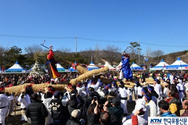 영주-3-1 정월대보름을 맞아 ‘제24회 영주 순흥초군청 민속문화제’가 5일 일요일 10시 30분 선비촌 광장에서 성대히 개최된다(성하_.jpg